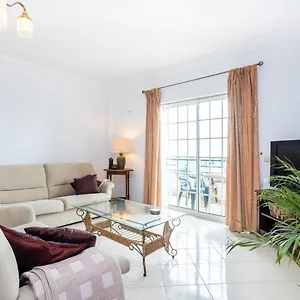 https://top-floor-apartment-with-great-views.hotelaalgarve.com