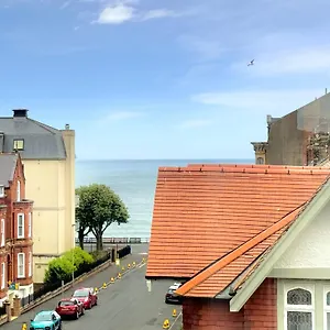 https://luxury-apartment-victoria.yorkshirehotels.net