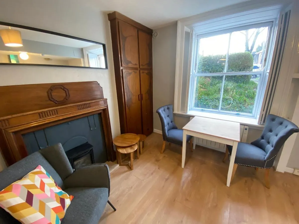 Sandymount Studios Dublin 0*,